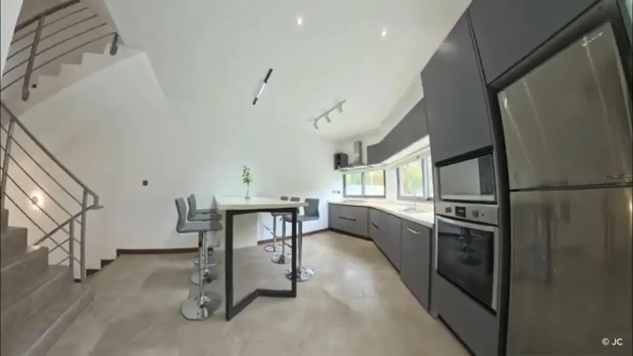 VICTORIA RÉSIDENCE – APPARTEMENT C2 TYPE TOWNHOUSE – 18
